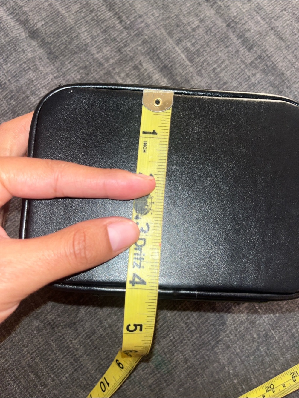 YSL Beaute Cosmetic Case - Picture 14 of 14